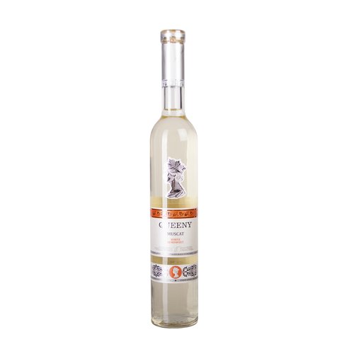 Queeny Muscat semisweet white 0,5l polosladk
