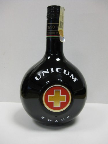 Zwack Unicum herb liqueur 40% 1 l
