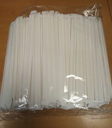 Brčka papírové bílé 210x6 mm hygienicky balené v papíru 500 ks