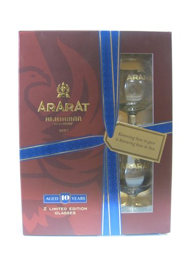 Ararat 10 let 40% 0,7 l + 2 x sklo
